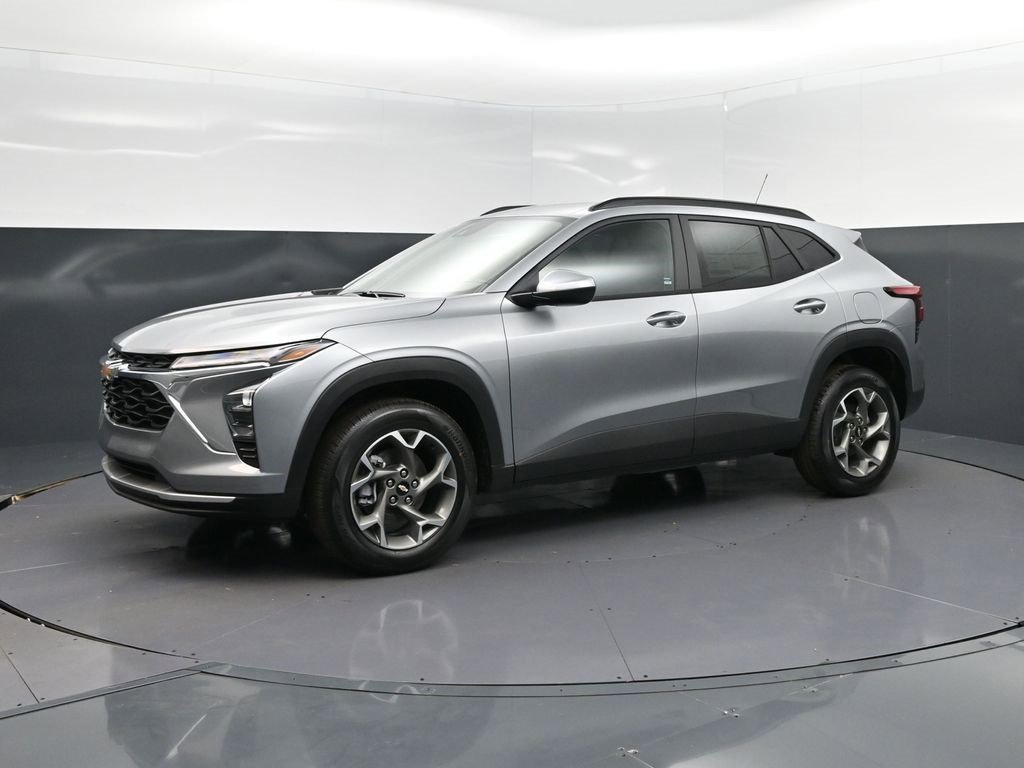 New 2026 Chevrolet Trax LT w/ Driver Confidence Package image 3