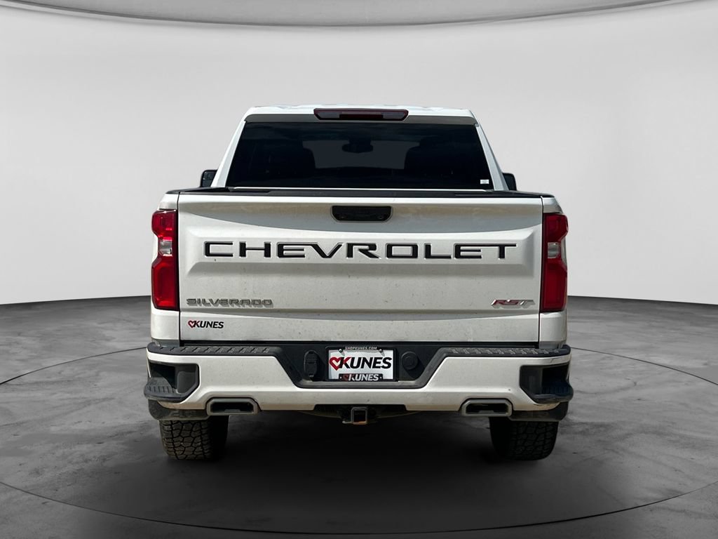 Used 2024 Chevrolet Silverado 1500 RST w/ Z71 Off-Road Package AWD/4WD image 9