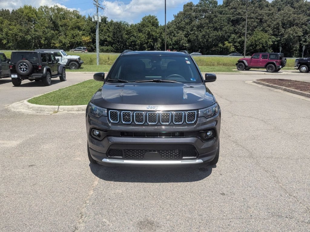 Certified 2023 Jeep Compass Limited AWD/4WD image 8