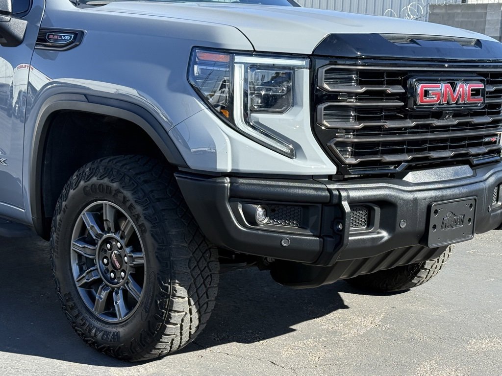 Used 2024 GMC Sierra 1500 AT4X AWD/4WD image 2