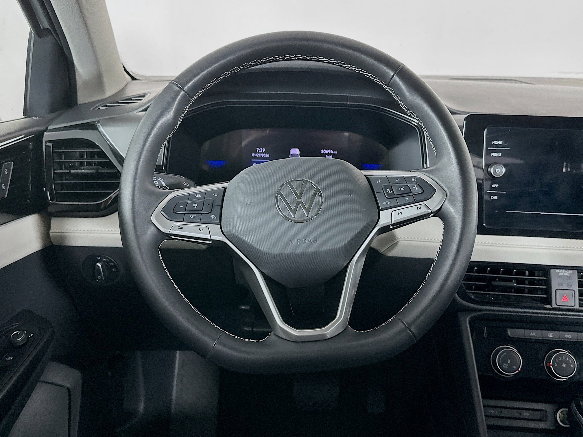 Used 2025 Volkswagen Taos S image 18