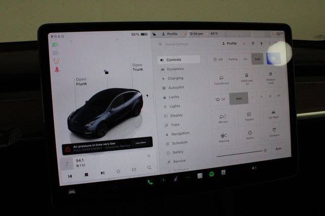 Used 2024 Tesla Model Y Long Range image 31