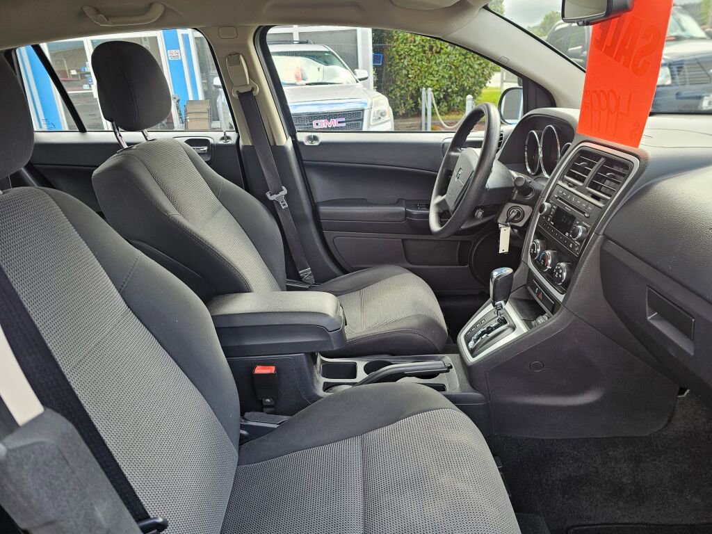 Used 2011 Dodge Caliber Mainstreet FWD image 11