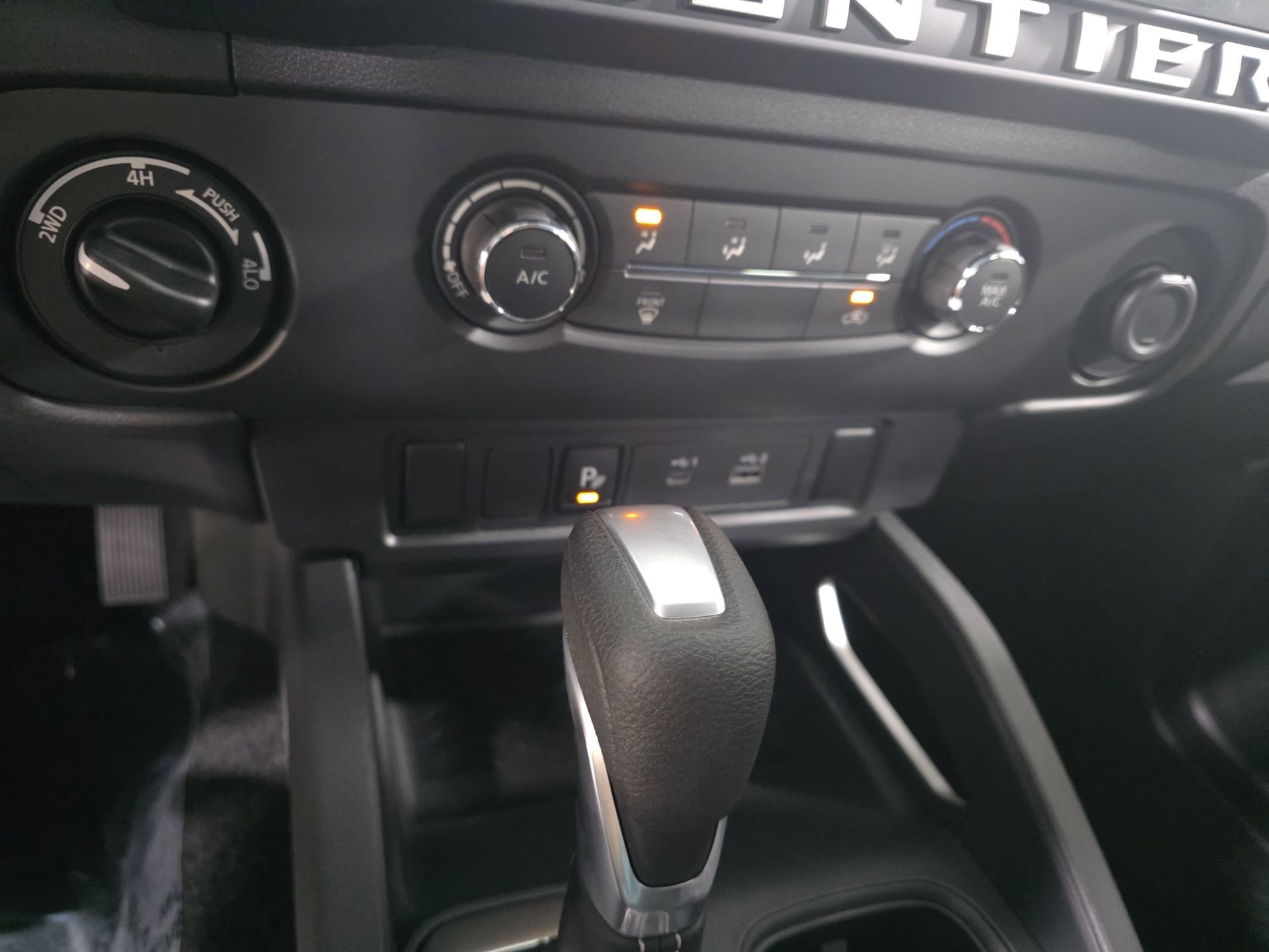 New 2026 Nissan Frontier SV w/ Tow Package image 24