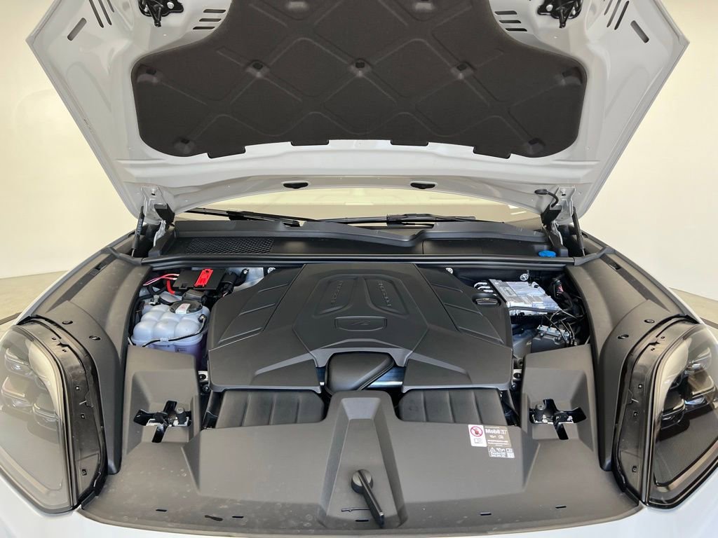 New 2026 Porsche Cayenne Coupe image 26