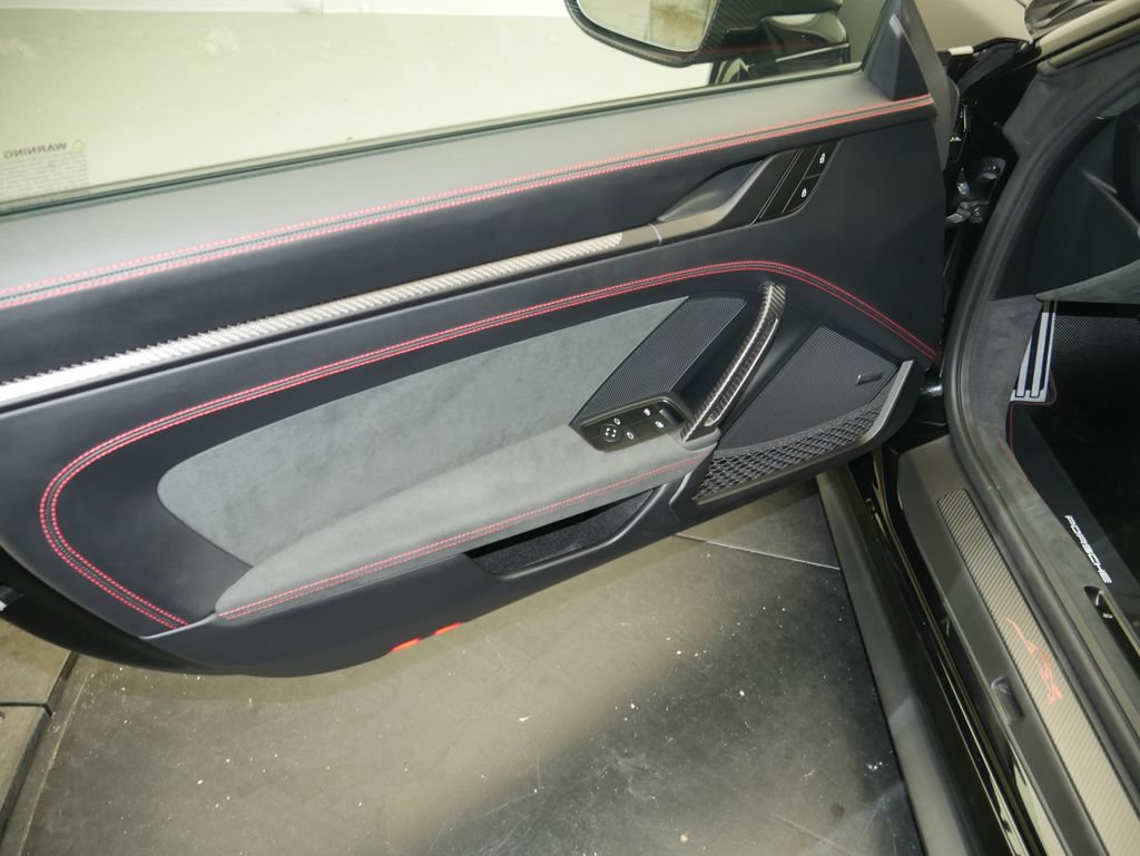 Used 2025 Porsche 911 GT3 RWD image 4
