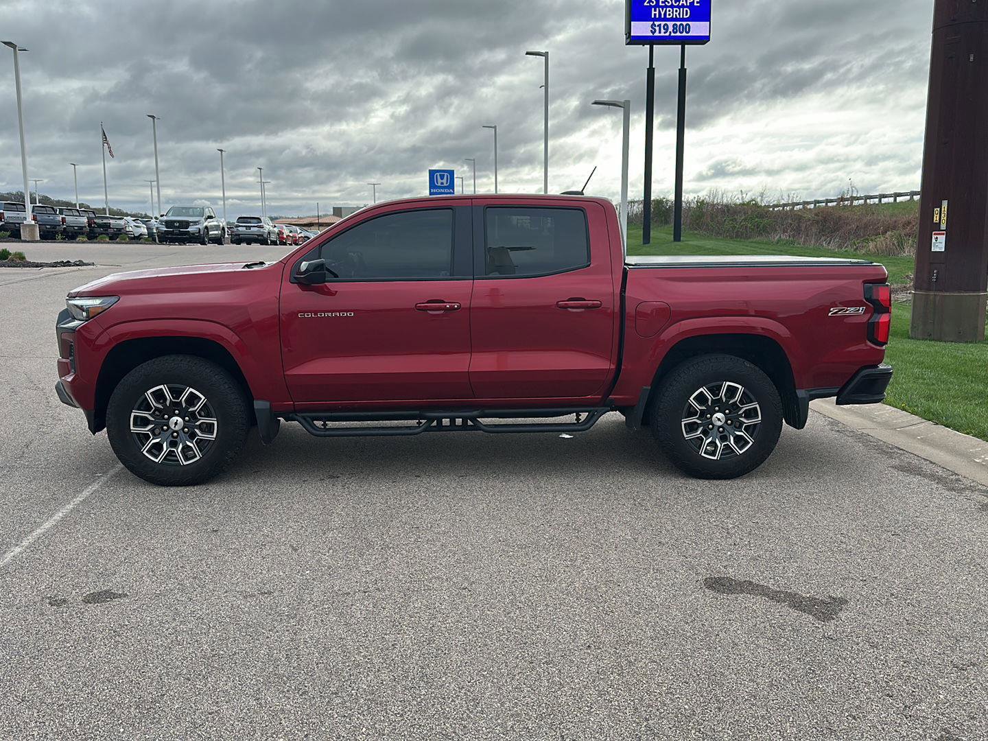 Used 2024 Chevrolet Colorado Z71 w/ Z71 Convenience Package 2 AWD/4WD image 6