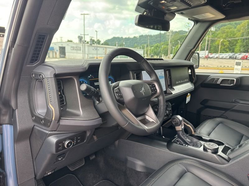 New 2025 Ford Bronco Badlands image 24