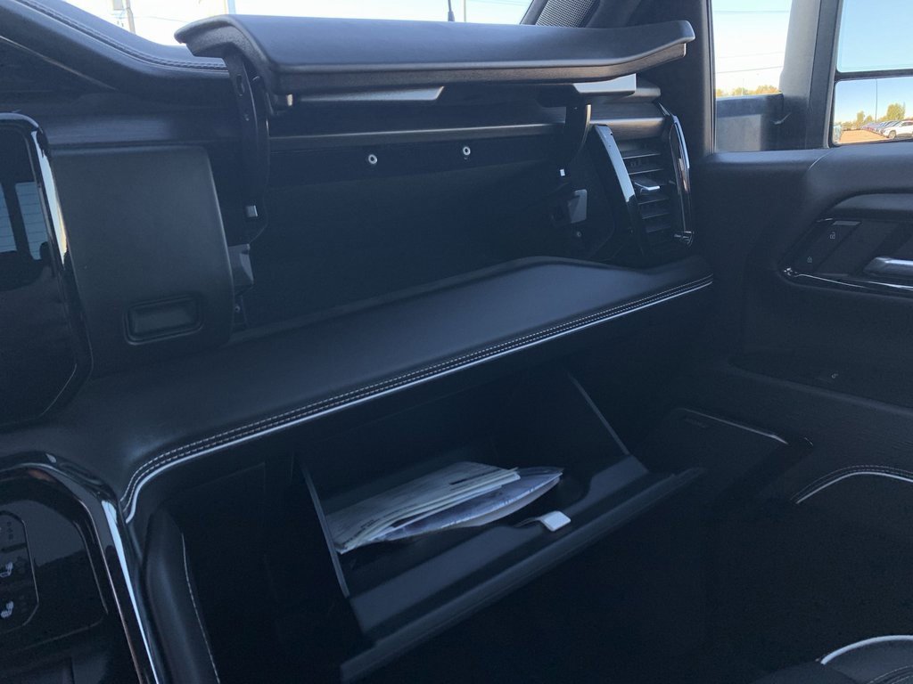 Used 2024 GMC Sierra 2500 AT4X image 21