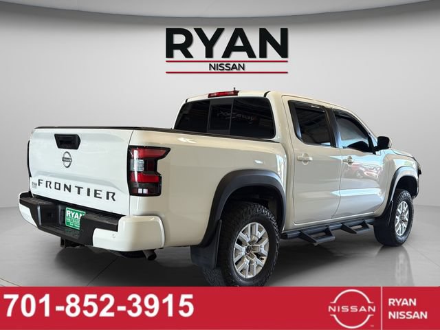 Used 2022 Nissan Frontier SV AWD/4WD image 12