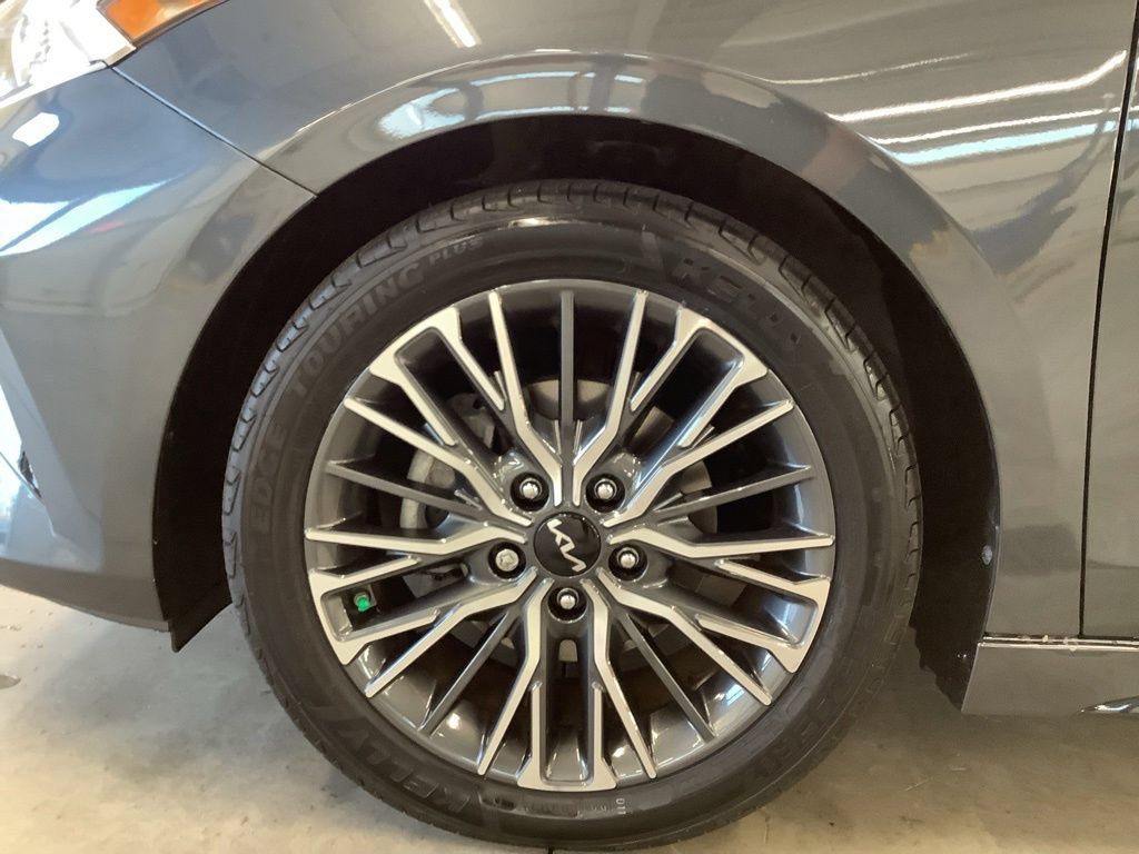 Certified 2023 Kia Forte GT-Line w/ GT-Line Technology Package FWD image 25