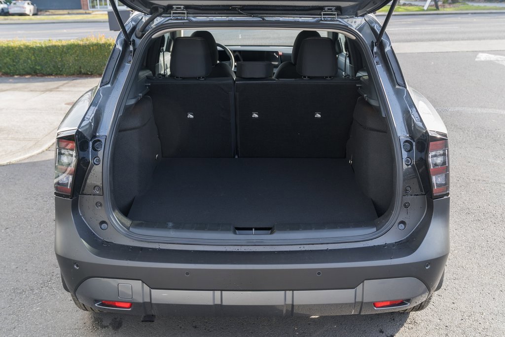 New 2026 Nissan Kicks SV image 8