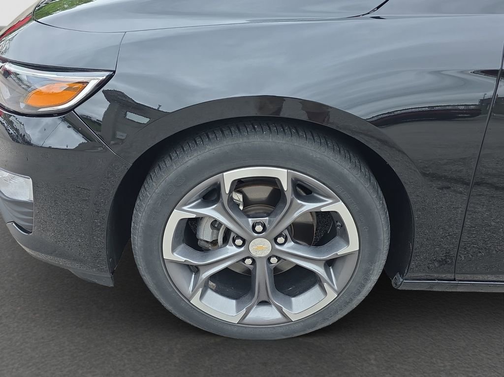 Used 2023 Chevrolet Malibu LT FWD image 4