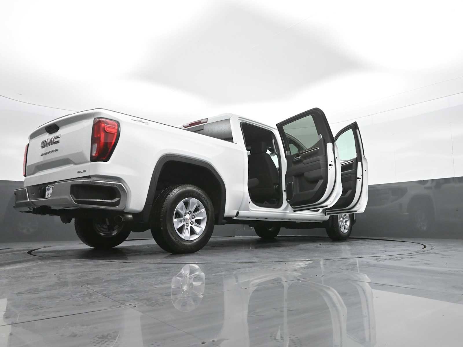 New 2026 GMC Sierra 1500 SLE w/ Preferred Package AWD/4WD image 30