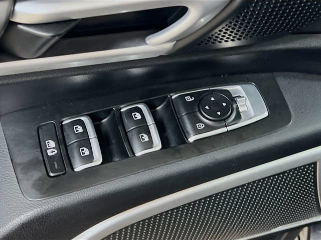 Used 2021 Kia Telluride S FWD image 17
