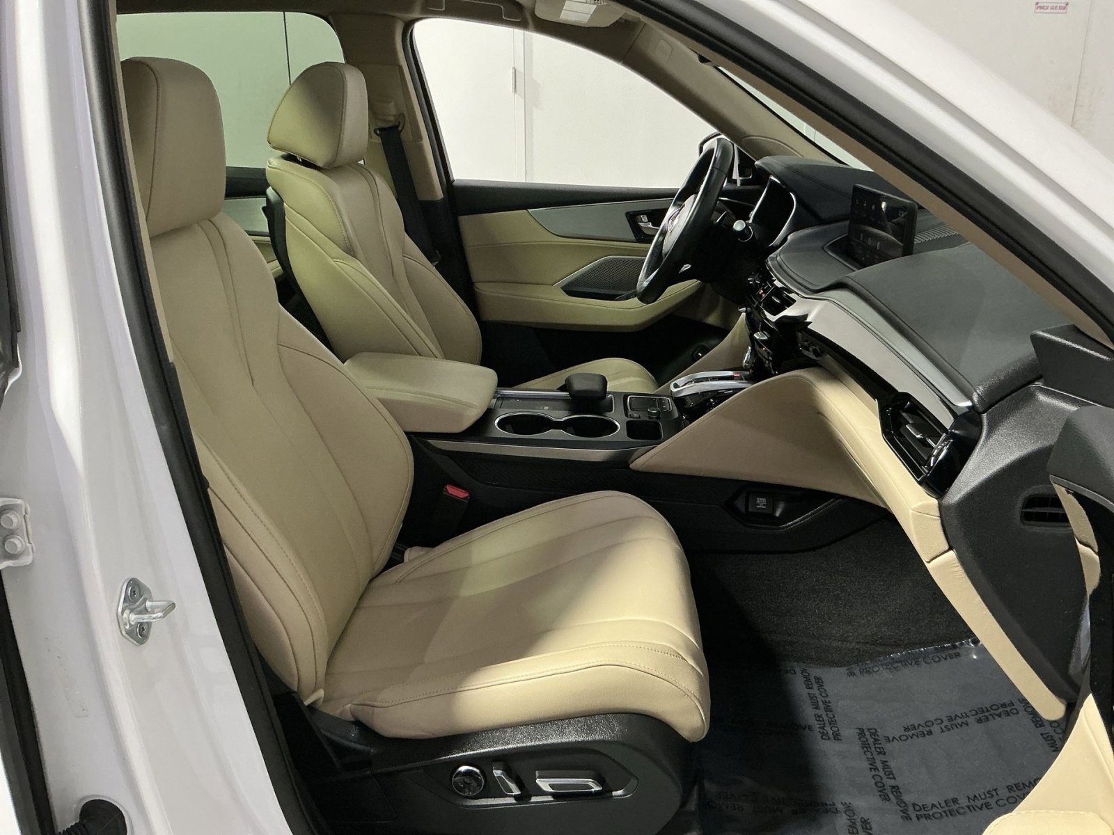 Used 2023 Acura MDX SH-AWD image 34