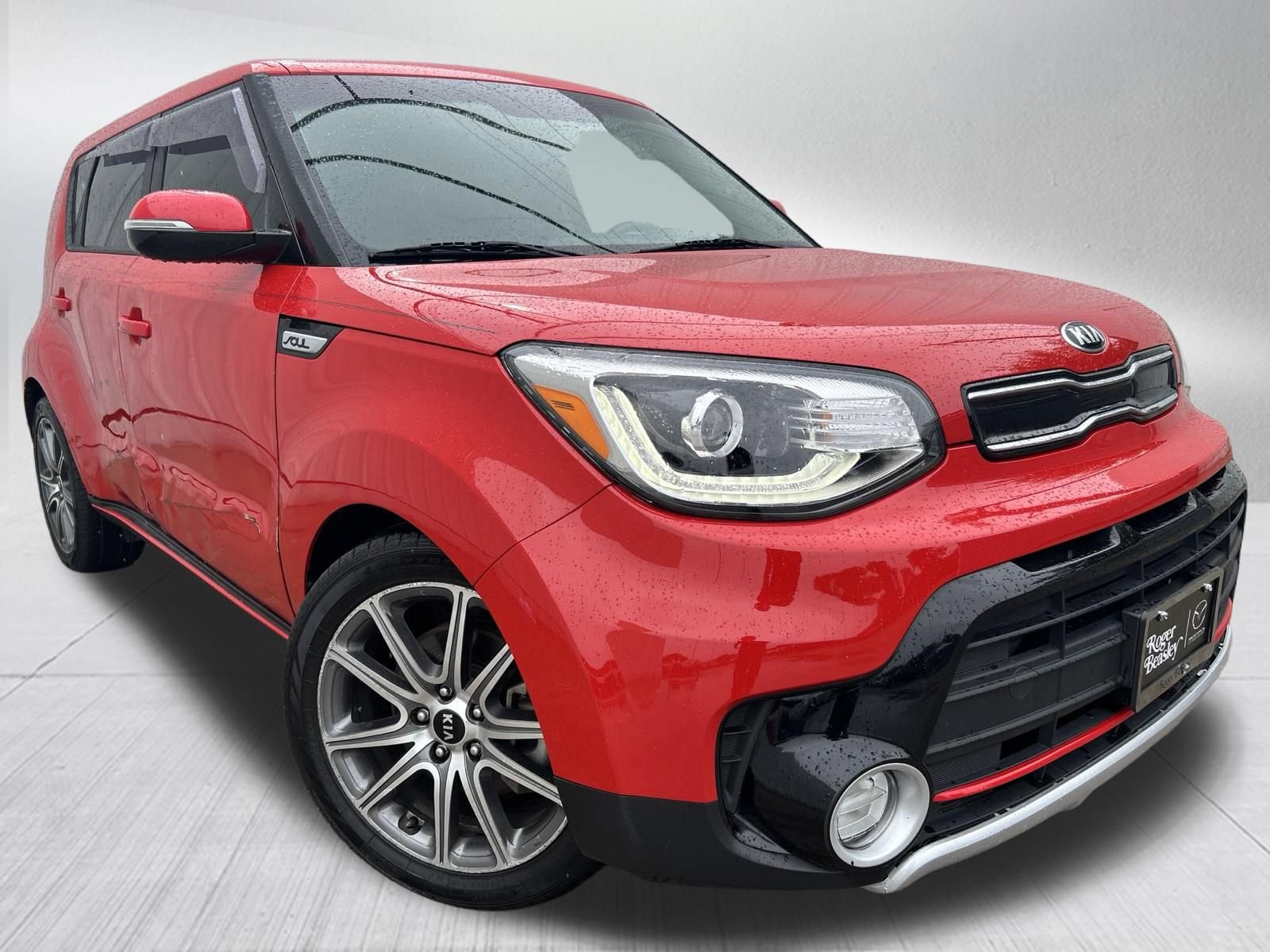 Used 2017 Kia Soul ! w/ Tech Package FWD image 3