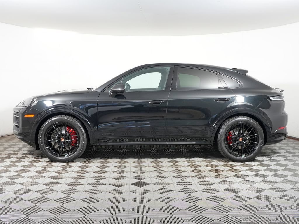 New 2026 Porsche Cayenne GTS AWD/4WD image 2