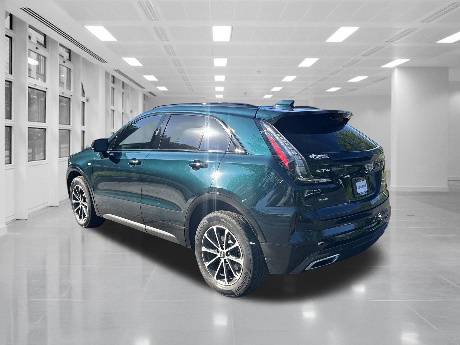 Used 2024 Cadillac XT4 Sport w/ Active Safety Package AWD/4WD image 7