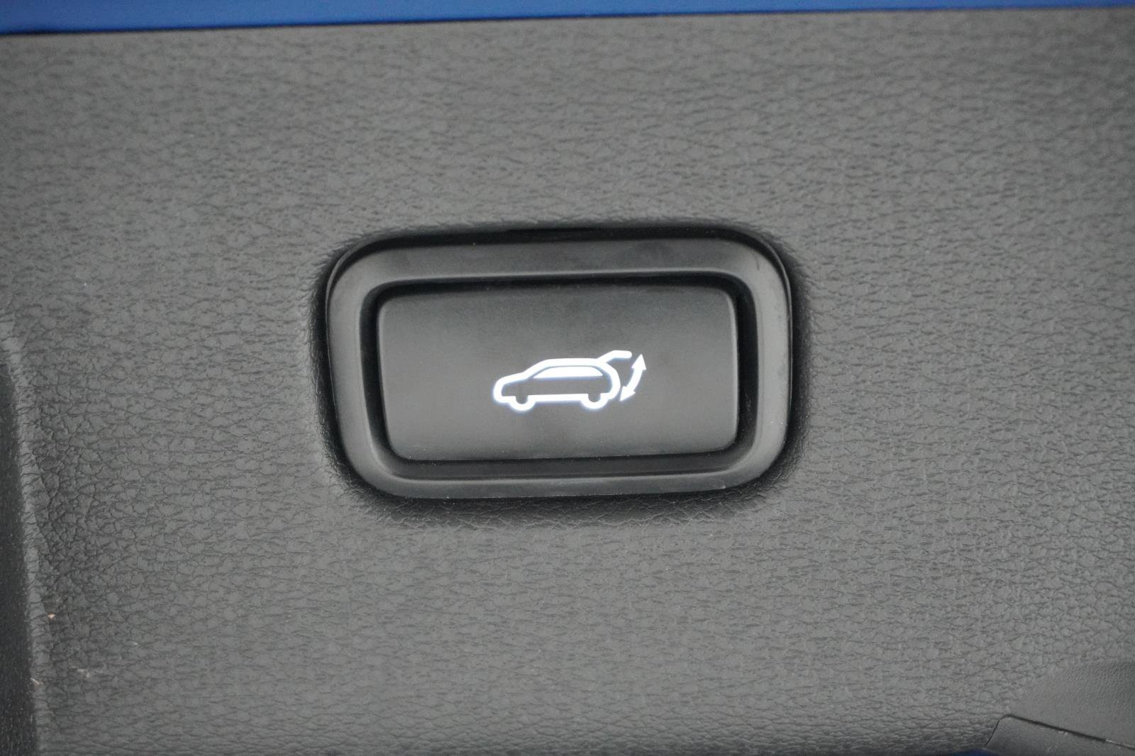 Used 2023 Kia Sportage SX image 7