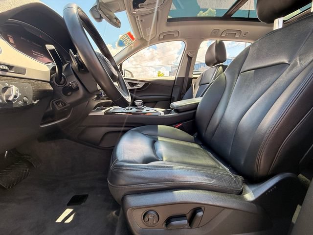 Used 2019 Audi Q7 2.0T Premium w/ Cold Weather Package AWD/4WD image 24