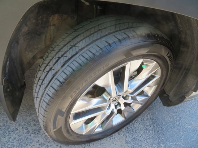 Used 2021 Toyota RAV4 XLE Premium image 12