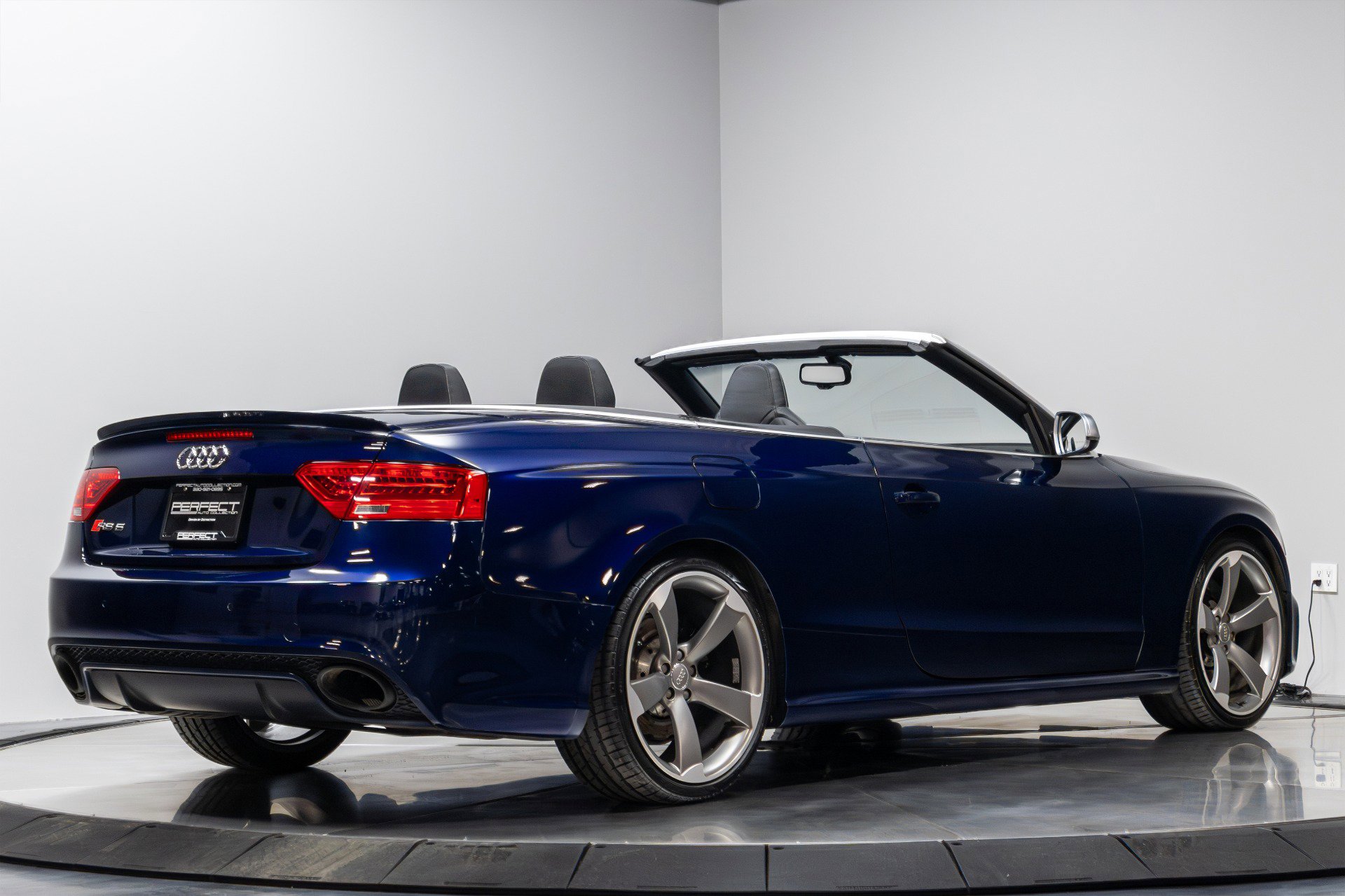 Used 2013 Audi RS 5 Cabriolet image 15