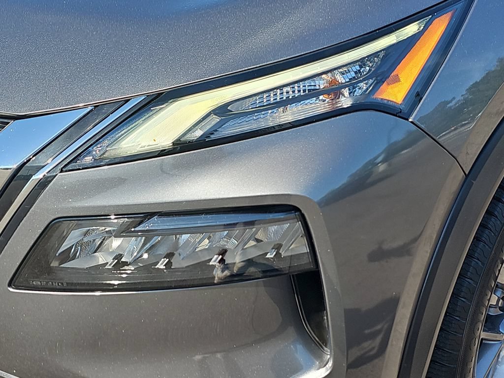Used 2023 Nissan Rogue S FWD image 30