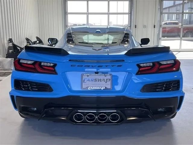 Used 2025 Chevrolet Corvette Z06 RWD image 49