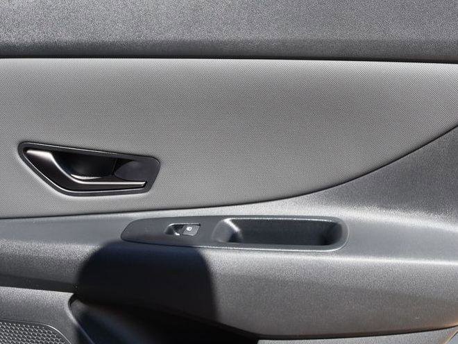 New 2026 Hyundai Elantra Sport image 16