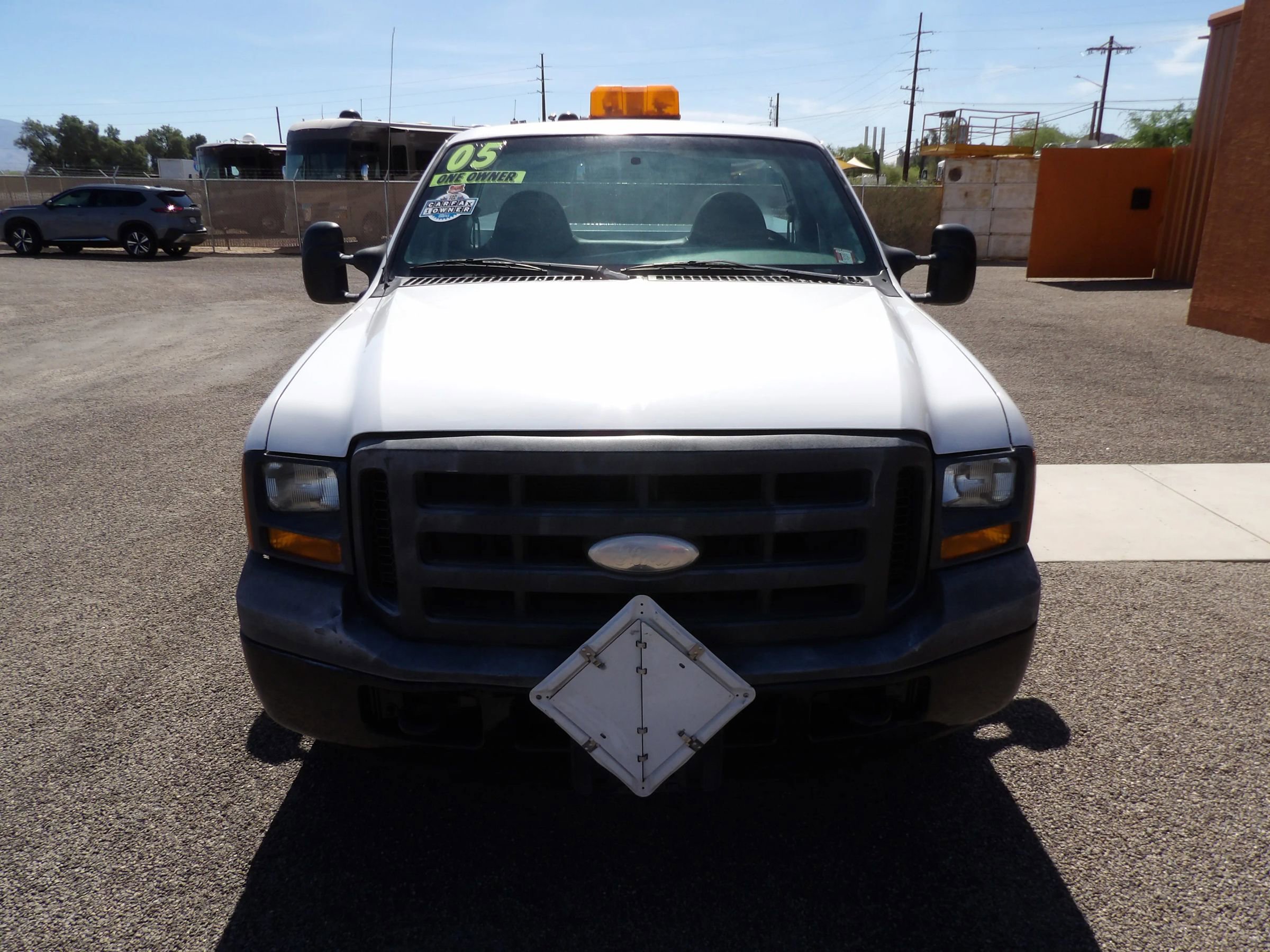 Used 2005 Ford F350 XL image 3
