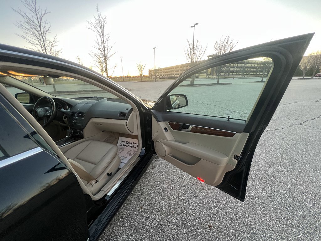 Used 2009 Mercedes-Benz C 300 C300 4MATIC image 10