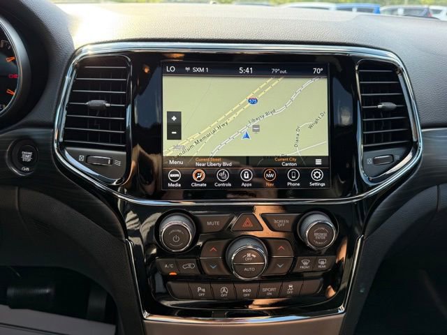 Used 2019 Jeep Grand Cherokee Altitude AWD/4WD image 19