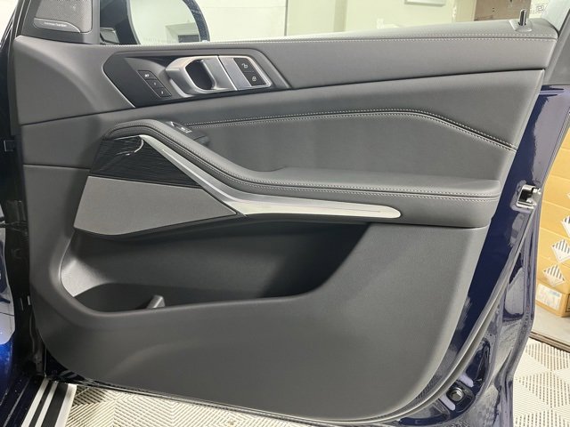 New 2026 BMW X7 xDrive40i w/ M Sport Package image 24