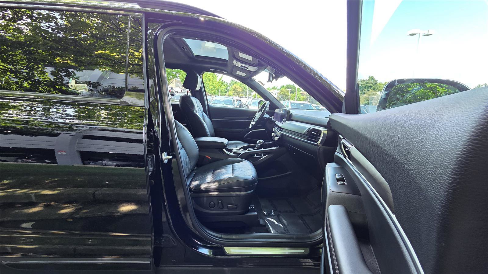 Certified 2024 Kia Telluride SX Prestige X-Line AWD/4WD image 37