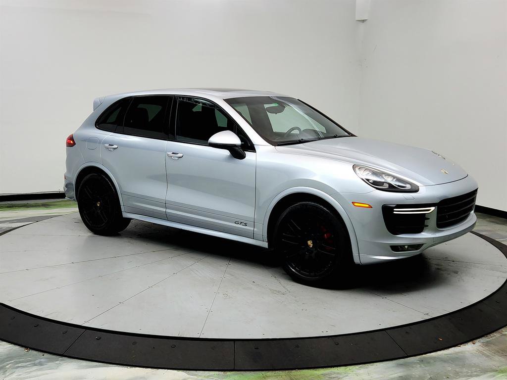 Used 2016 Porsche Cayenne GTS AWD/4WD image 3