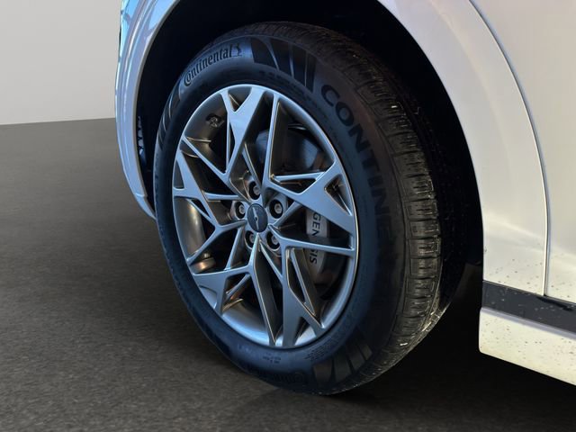 Used 2025 Genesis GV70 2.5T image 28