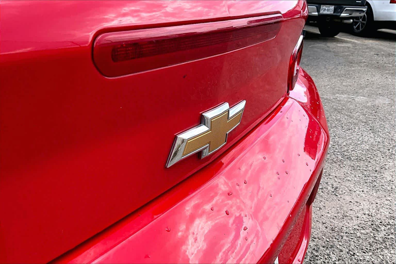 Used 2023 Chevrolet Camaro LT RWD image 31