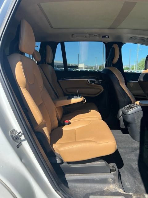 Used 2016 Volvo XC90 T6 Momentum w/ Momentum Plus Package AWD/4WD image 31