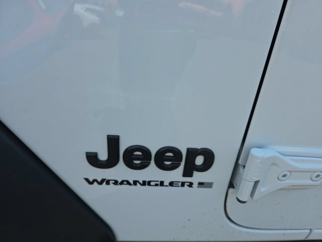 Used 2024 Jeep Wrangler Unlimited Sport AWD/4WD image 11