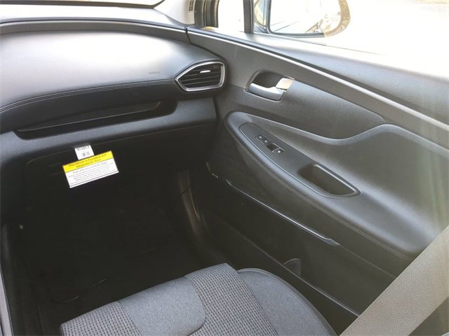 Used 2020 Hyundai Santa Fe SEL w/ Convenience Package image 16