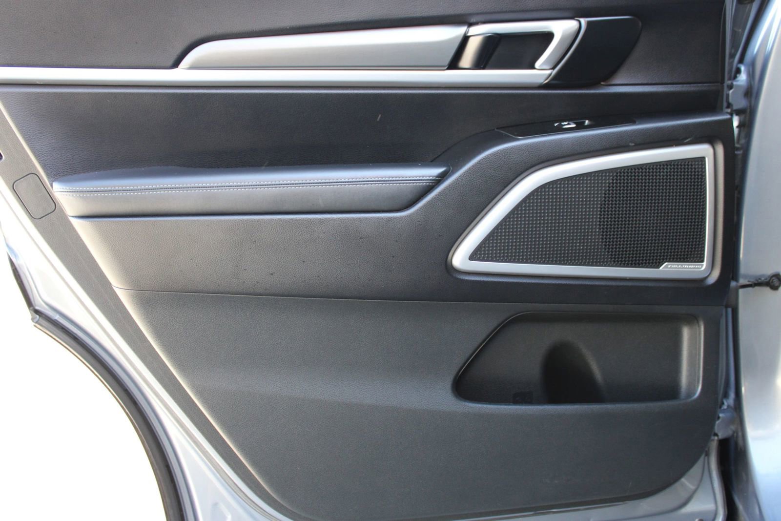 Used 2021 Kia Telluride LX FWD image 21