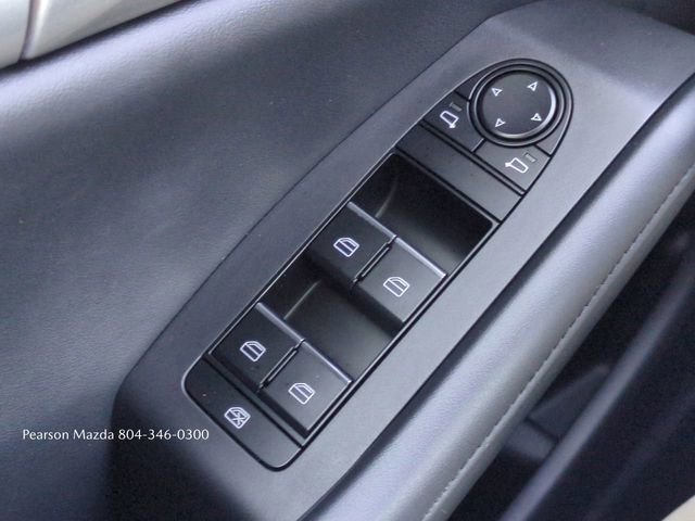 Used 2021 MAZDA MAZDA3 s image 24