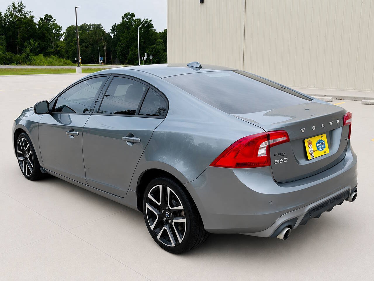 Used 2017 Volvo S60 T5 Dynamic FWD image 7