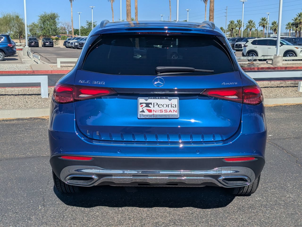 Used 2024 Mercedes-Benz GLC 300 4MATIC image 5