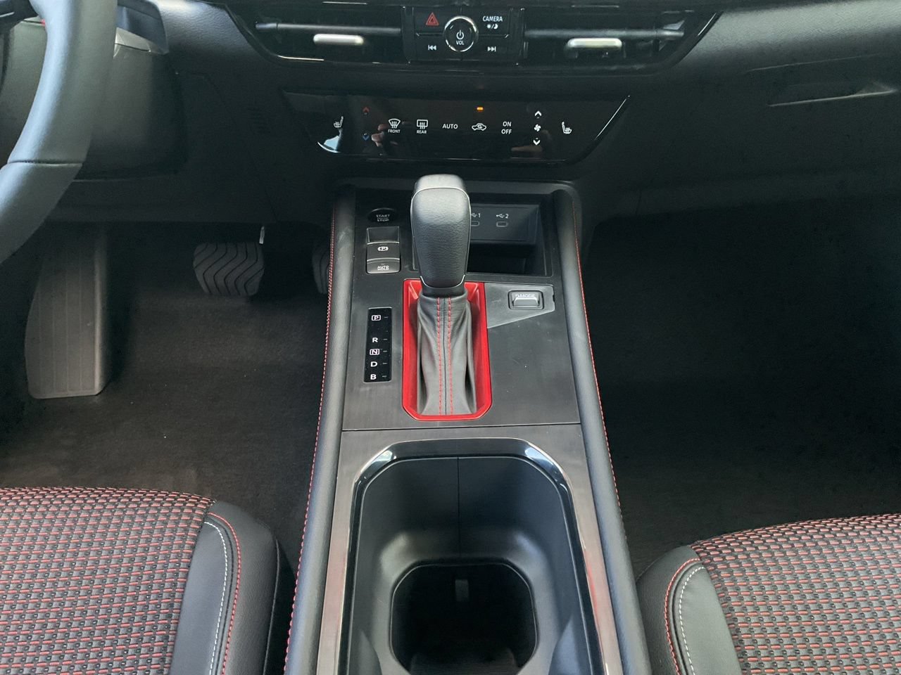 New 2027 Nissan Kicks SR FWD image 19