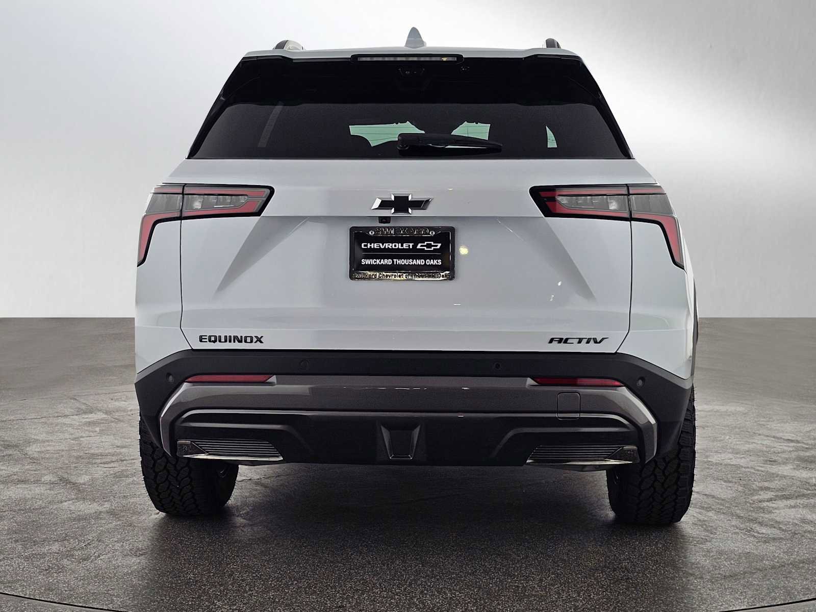 Used 2026 Chevrolet Equinox ACTIV w/ Convenience Package III image 4