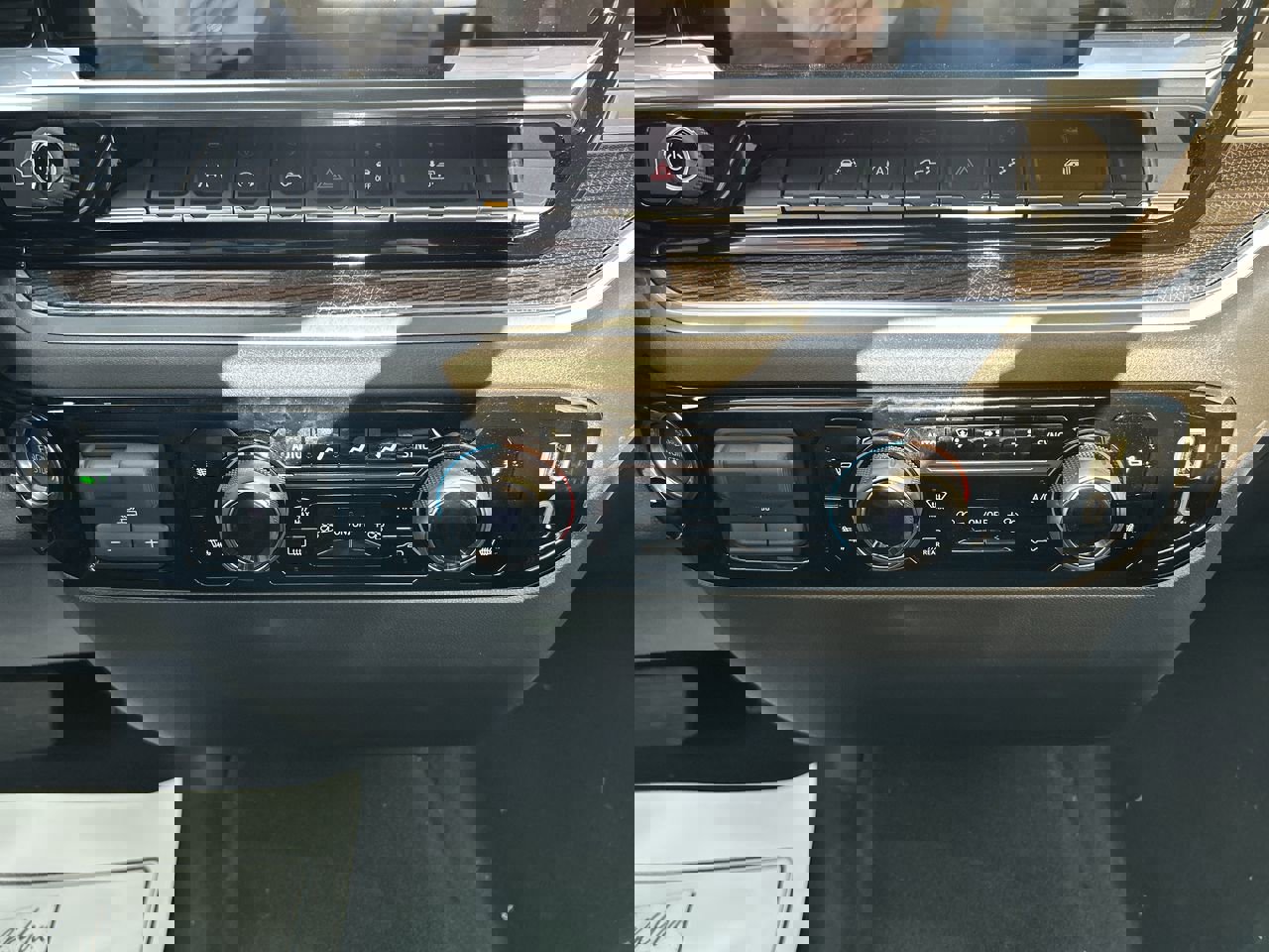 New 2026 Chevrolet Silverado 1500 LT w/ LPO, Dark Essentials Package image 29