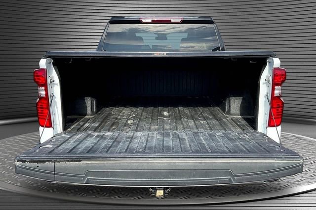 Used 2024 Chevrolet Silverado 1500 LT AWD/4WD image 7