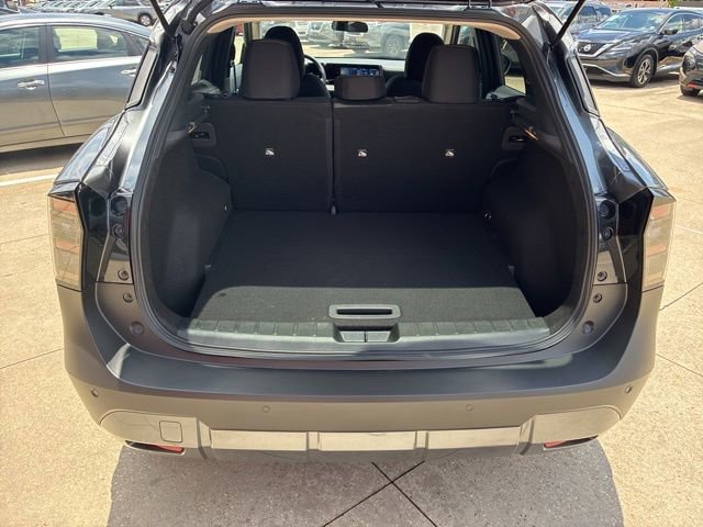Used 2026 Nissan Kicks SV w/ Charging Package FWD image 8